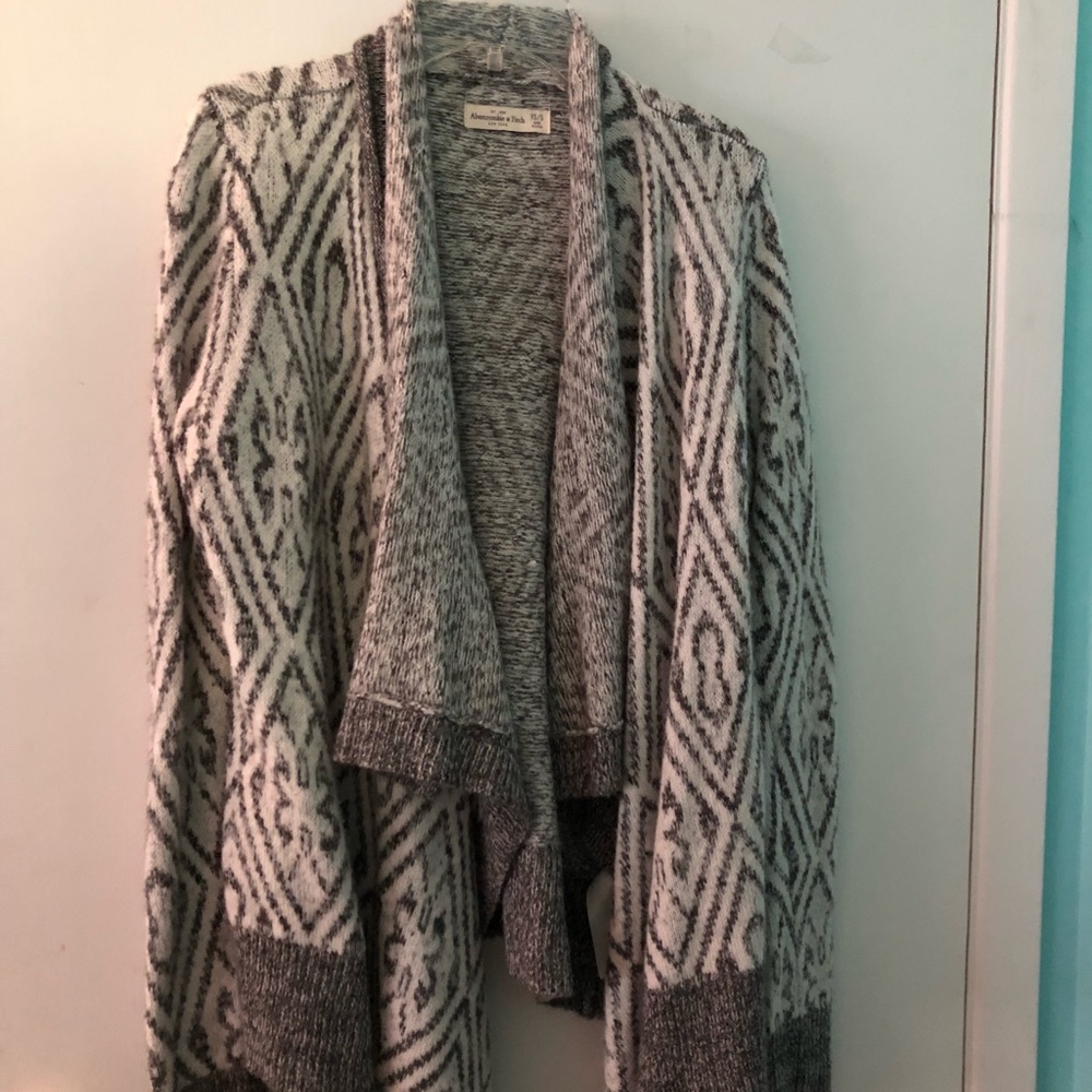 Abercrombie and Fitch cardigan